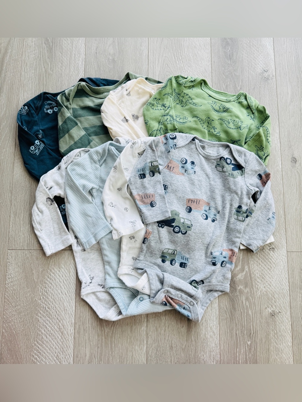 Carter’s Long Sleeve Baby Boy Bodysuits 12 Months